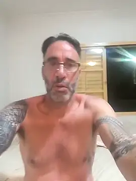 Tiojhonny Chat XXX live