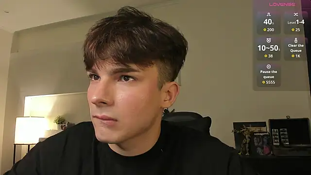 mystic_evan's Webcam Show