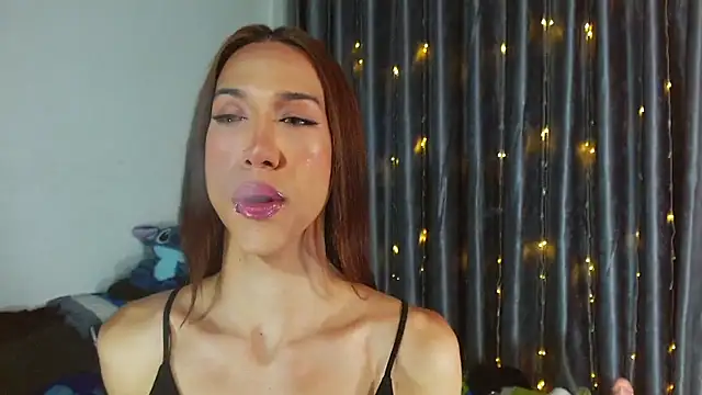 دردشة Kenisha_Sweet الجنسية المباشرة