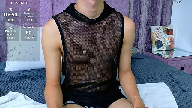 AronTawers' Webcam Show