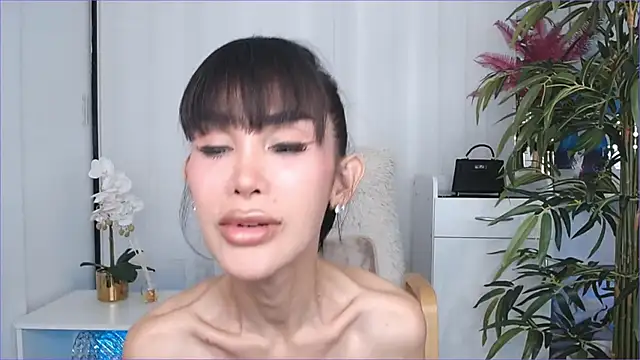 Mina_Sue 在線直播表演