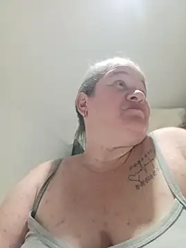 CheekySnowQueen_69 live XXX chat