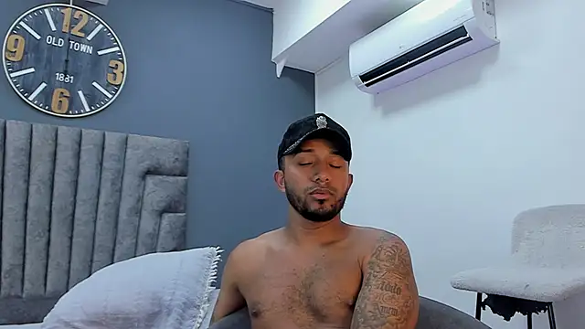 Robin_Rief's Live XXX Chat