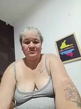 CheekySnowQueen_69 live XXX chat