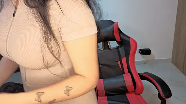 Pokazy przed kamerką – Malory_Tay11