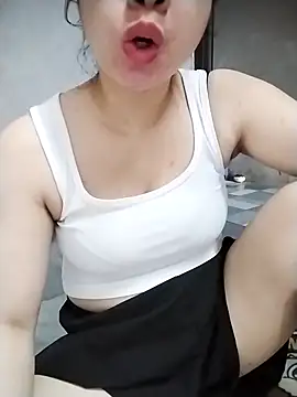 Girl_lovebaby 在線直播表演
