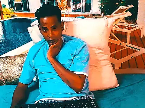 IndianHunk01 Chat XXX in diretta