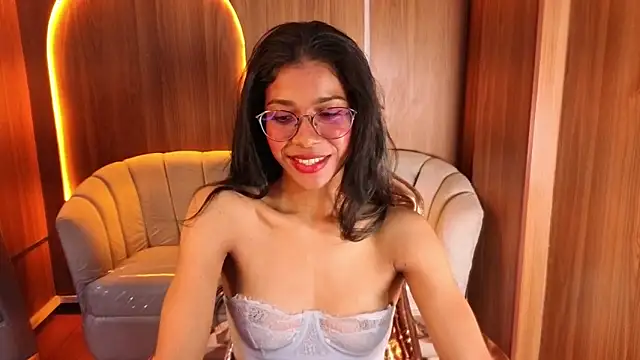 Alina_b_ élő XXX-chatje