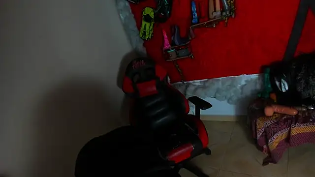 Chat XXX ao vivo de LilOwen_