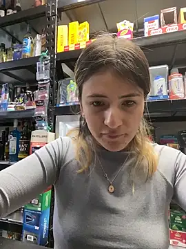 عرض كام Andrea_19blonde