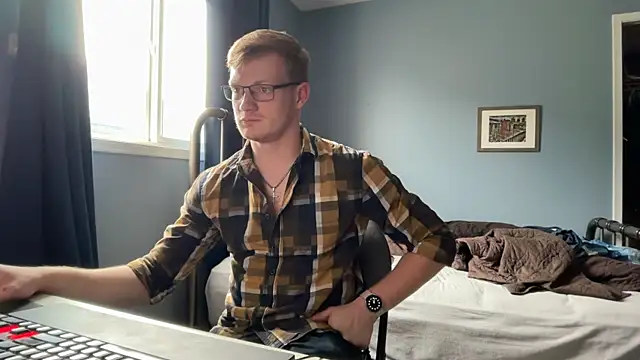 lustylyndon webkamerás műsora