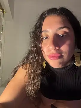 Souphicherry Live XXX Chat