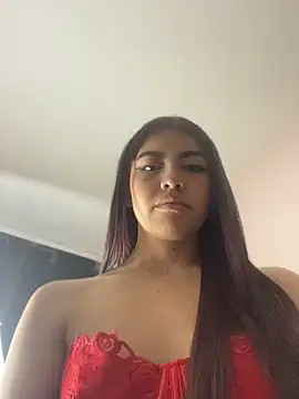 kira_ec Chat XXX in diretta