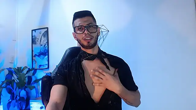 Živý XXX chat Colby_brown03