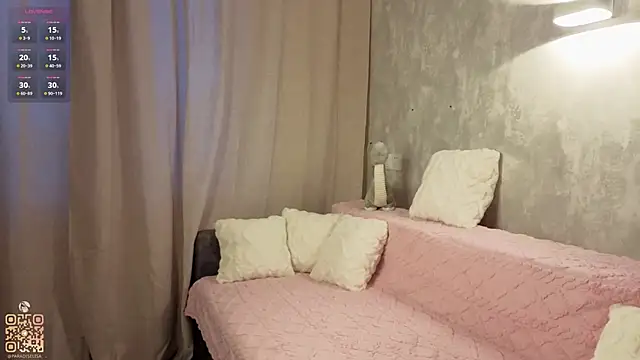 JeaneneWoltz Chat XXX live