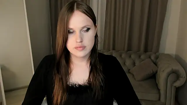 EffieMinki's Live XXX Chat