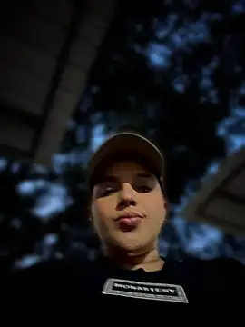 Chat +18 de Colibri_xxx ao vivo
