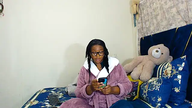 veronica1xxx Adlı Modelin Canlı XXX Sohbeti
