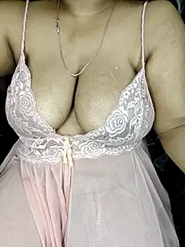 عرض كام Curvy_Pooja