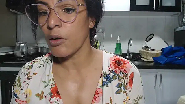 kateleyagrey's Webcam Show