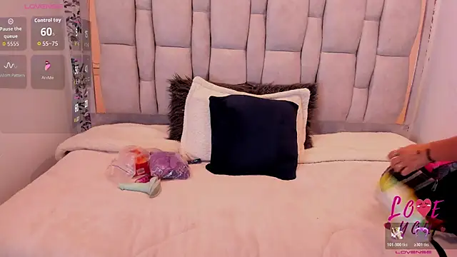 Živý XXX chat Keyla_Brunette_
