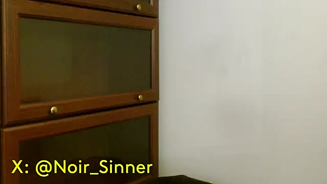 Онлайн чат XXX sinnernoir