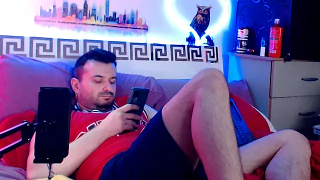 Chatroom XXX en direct de iuligruia69