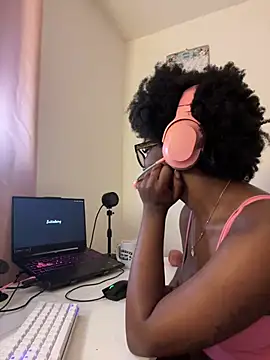 mochakaia's Webcam Show