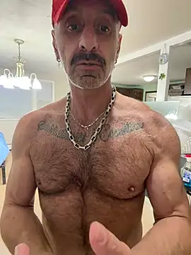 Pokazy przed kamerką – DaddySnowXX