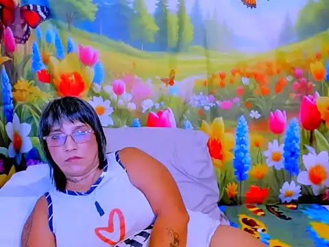 indianroxy's Live XXX Chat