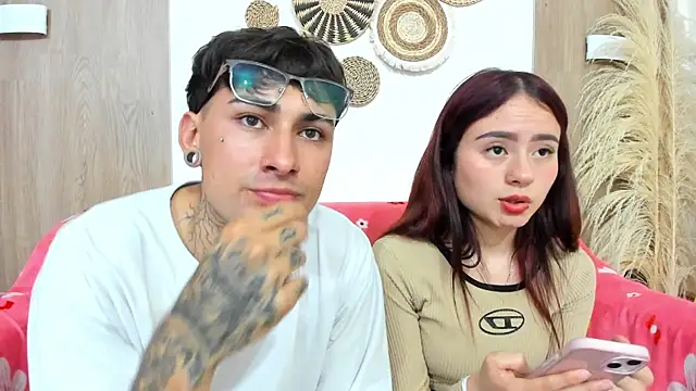 Show de webcam de Kenji_n_Rousse