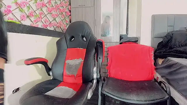 thiara_veky Webcam-Show