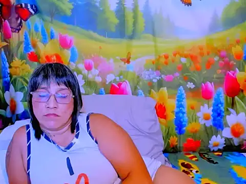 indianroxy's Live XXX Chat