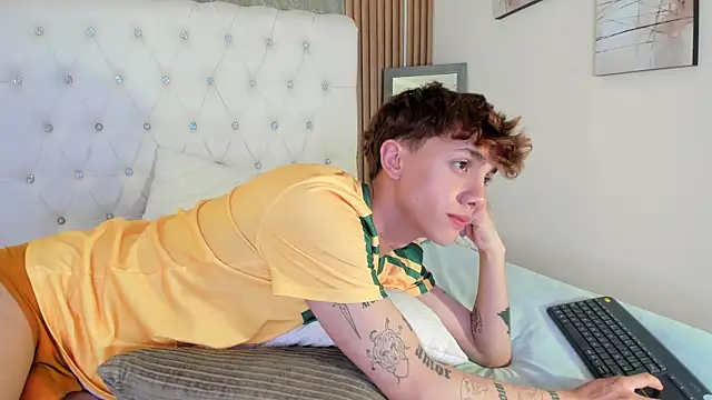 Chat XXX ao vivo de Tomy_Rox