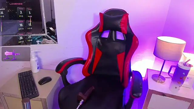 MelanyHolsen Chat XXX in diretta