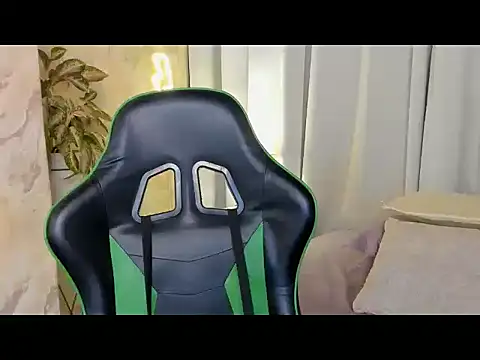 RONNY_COLTON élő XXX-chatje