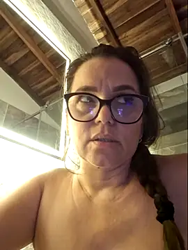 MariaPau_83 élő XXX-chatje