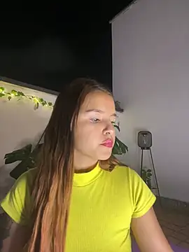 Chat +18 de Mia_crossing ao vivo