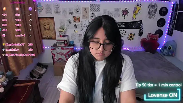 دردشة Cherry_blush_ الجنسية المباشرة