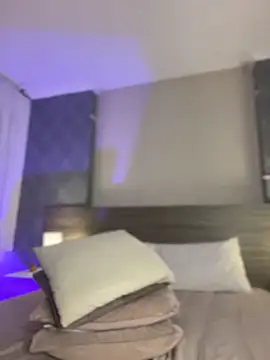 MiilaBlake Show in webcam
