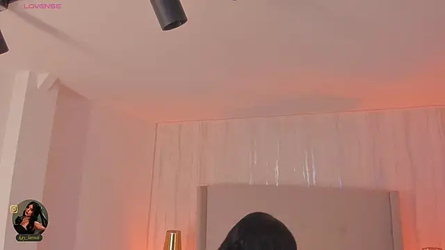 Онлайн чат XXX kaylarossi