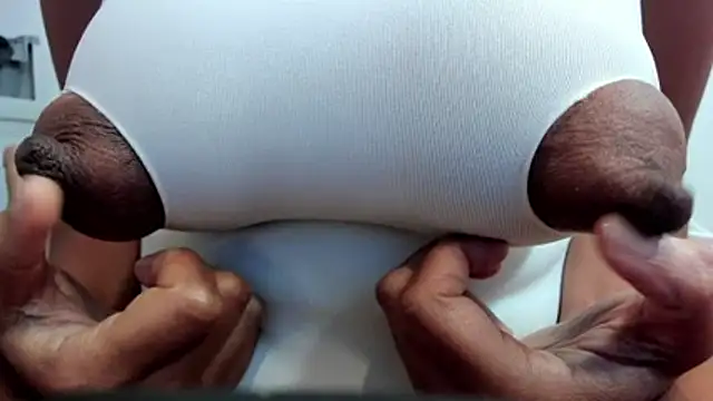 zara_lopez élő XXX-chatje