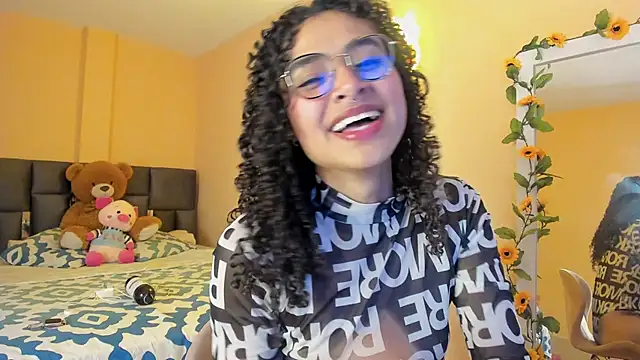 Chat XXX en directo de Keniia_rizz