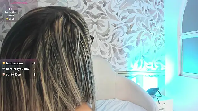 your_whore_Salome – Naživo XXX chat