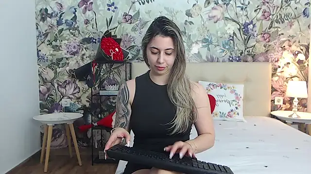 RoseDiamond06 – Live XXX-chat