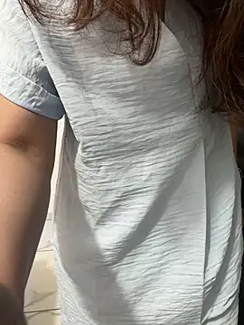 riya_sharma11 Show Webcam