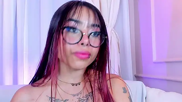 Little_natty_ élő XXX-chatje