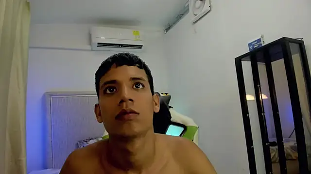 Jr_flow লাইভ XXX চ্যাট