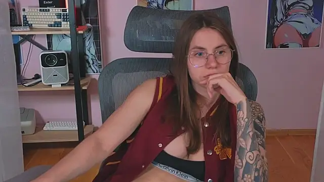 Chatroom XXX en direct de _AnnaStark_