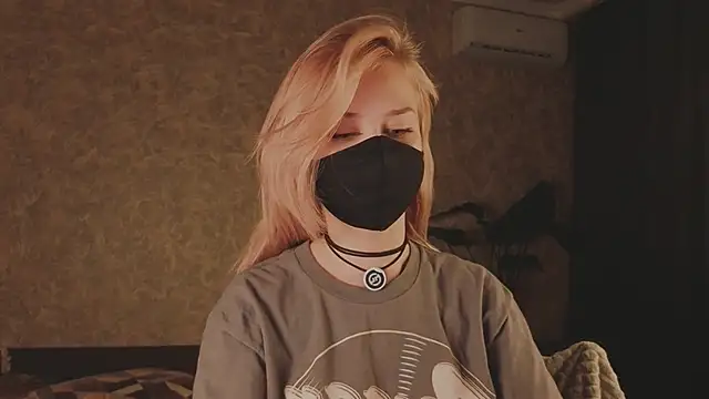 EternalOphelian Live XXX chat
